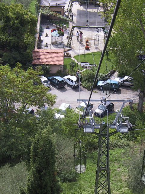 Cabinovia to the top