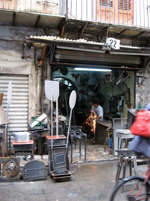 Pizza alley